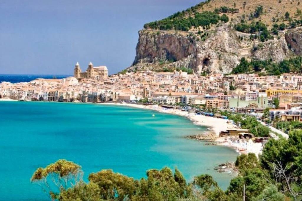 فيلا Mansarda Camelie Via Dei Normanni, 45 كامبوفيليتْشّي دي روتْشّي المظهر الخارجي الصورة